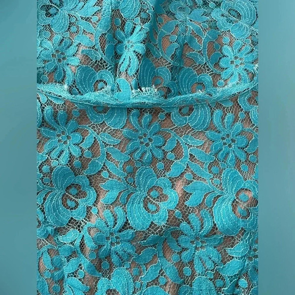 Madison Marcus teal lace dress from Nieman Marcus - Picture 8 of 10
